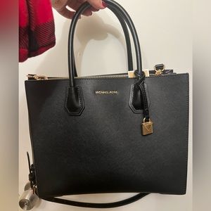 Micheal Kors Satchel